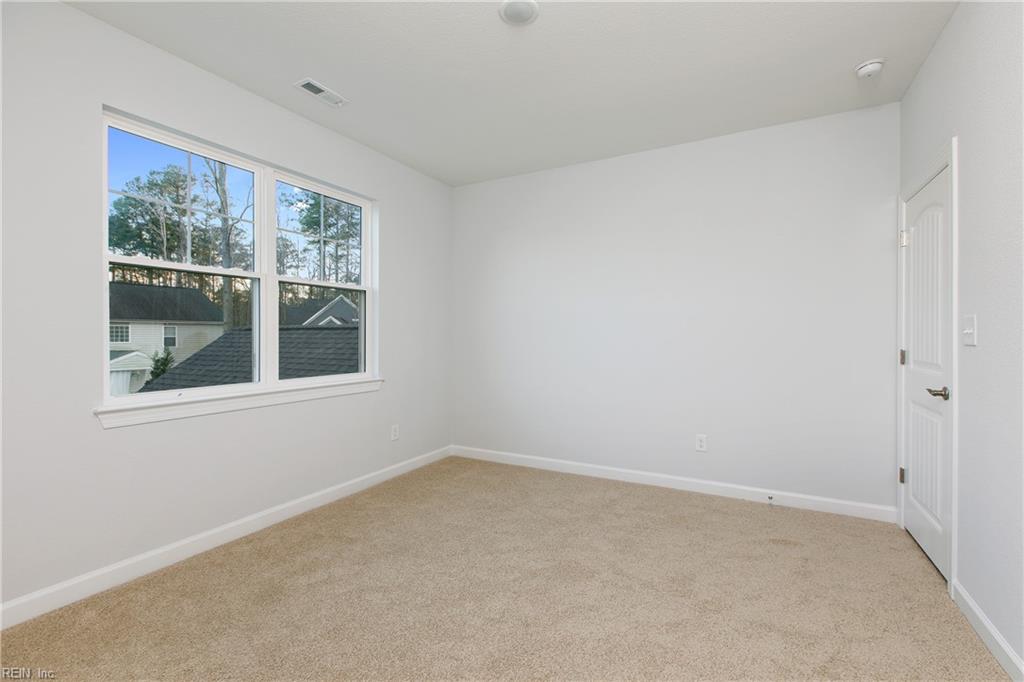 Chesapeake, Virginia 23322, United States, 5 Bedrooms Bedrooms, ,4 BathroomsBathrooms,Residential,Active,66019