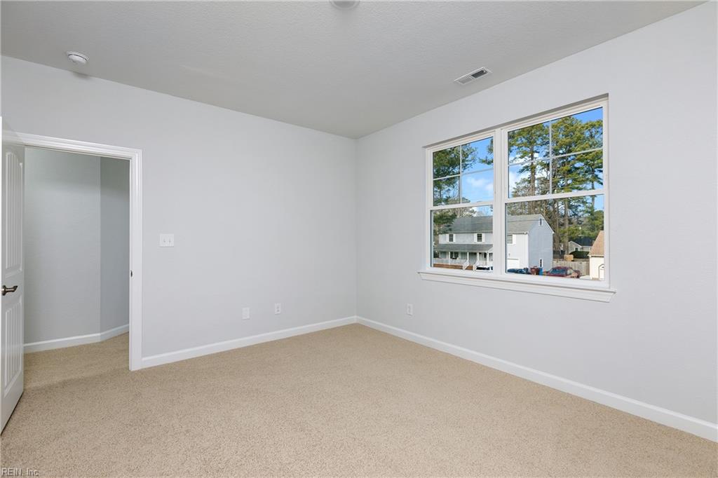 Chesapeake, Virginia 23322, United States, 5 Bedrooms Bedrooms, ,4 BathroomsBathrooms,Residential,Active,66019