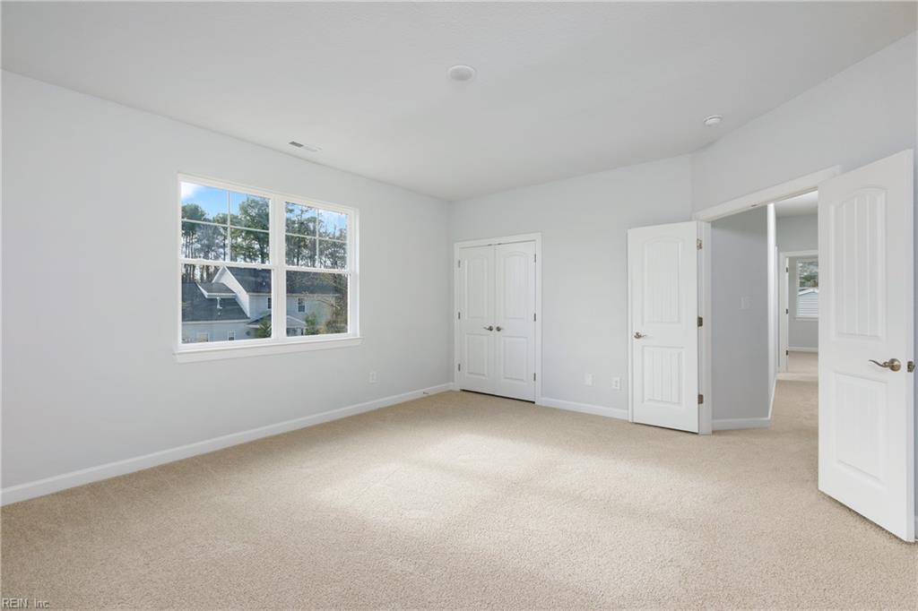 Chesapeake, Virginia 23322, United States, 5 Bedrooms Bedrooms, ,4 BathroomsBathrooms,Residential,Active,66019