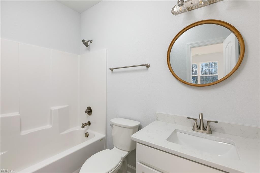 Chesapeake, Virginia 23322, United States, 5 Bedrooms Bedrooms, ,4 BathroomsBathrooms,Residential,Active,66019