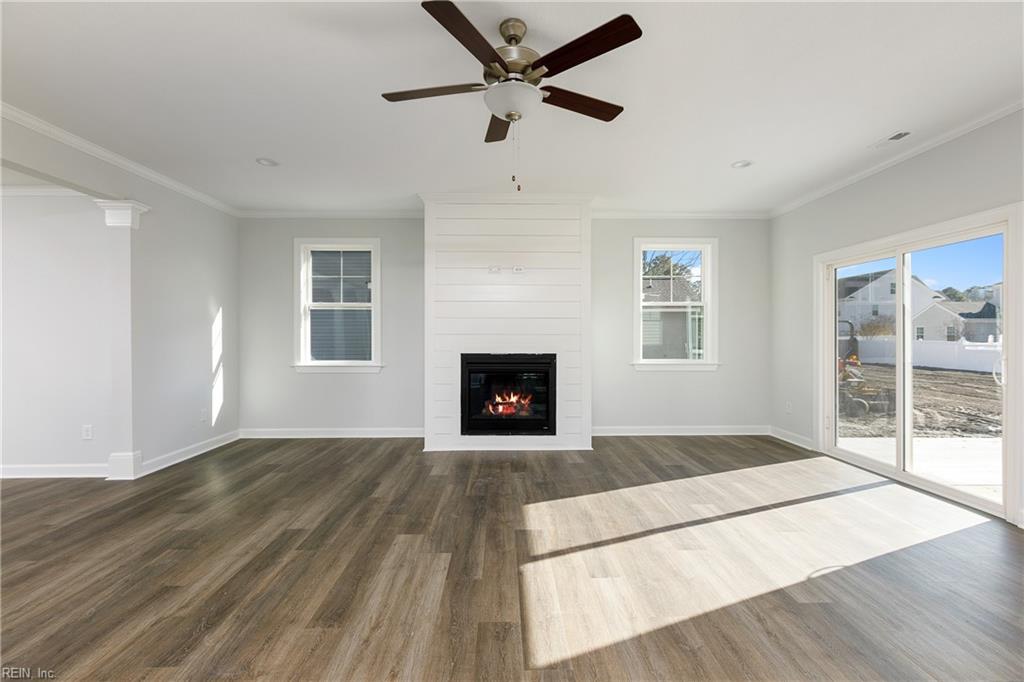 Chesapeake, Virginia 23322, United States, 5 Bedrooms Bedrooms, ,4 BathroomsBathrooms,Residential,Active,66019