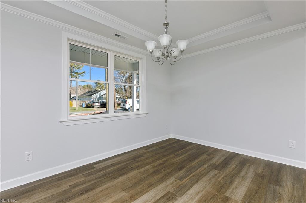 Chesapeake, Virginia 23322, United States, 5 Bedrooms Bedrooms, ,4 BathroomsBathrooms,Residential,Active,66019