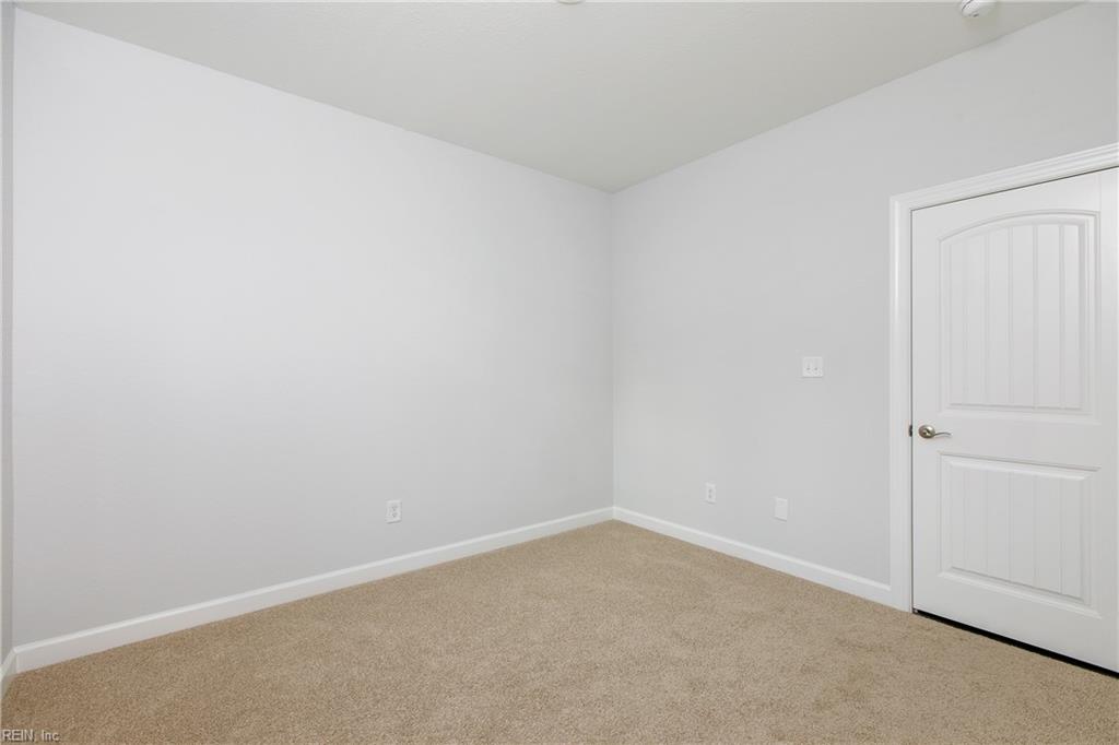 Chesapeake, Virginia 23322, United States, 5 Bedrooms Bedrooms, ,4 BathroomsBathrooms,Residential,Active,66019