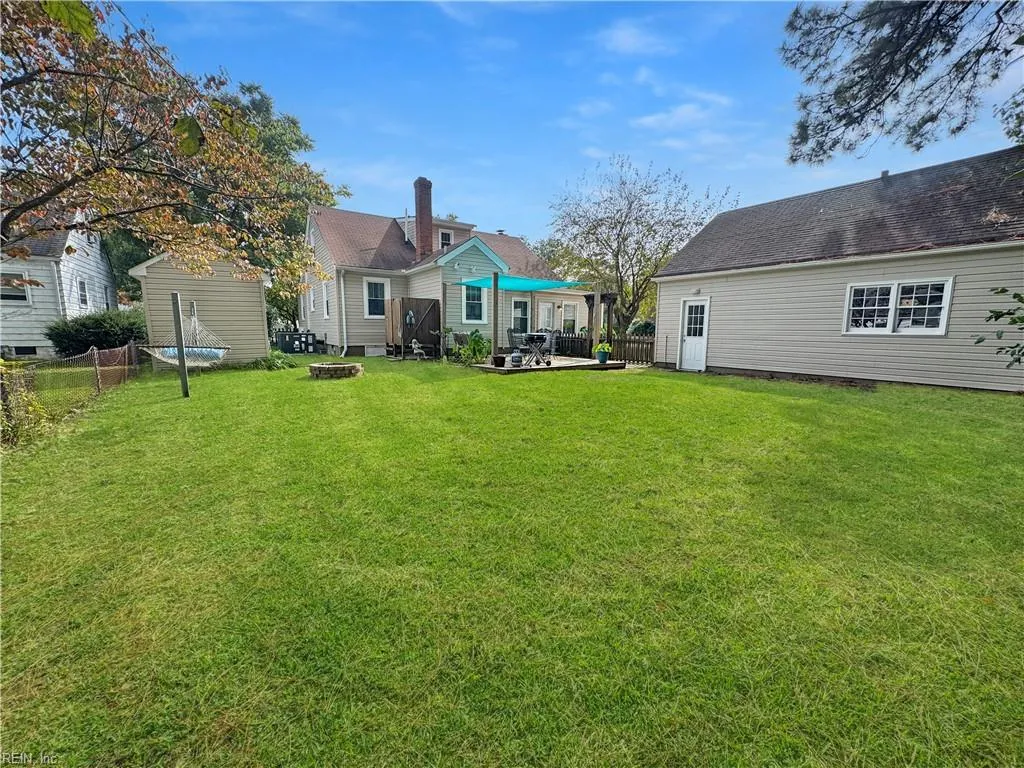 Hampton, Virginia 23669, United States, 4 Bedrooms Bedrooms, ,2 BathroomsBathrooms,Residential,Active,226498