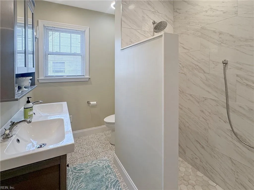 Hampton, Virginia 23669, United States, 4 Bedrooms Bedrooms, ,2 BathroomsBathrooms,Residential,Active,226498