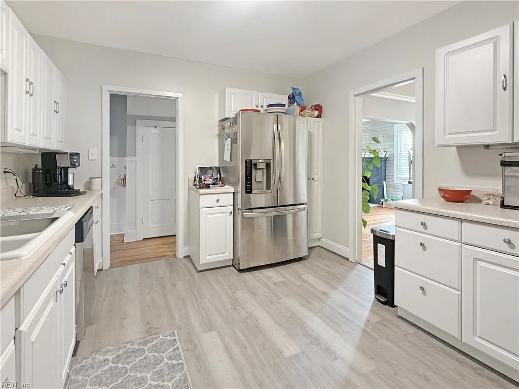 Hampton, Virginia 23669, United States, 4 Bedrooms Bedrooms, ,2 BathroomsBathrooms,Residential,Active,226498