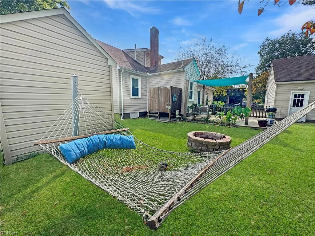 Hampton, Virginia 23669, United States, 4 Bedrooms Bedrooms, ,2 BathroomsBathrooms,Residential,Active,226498