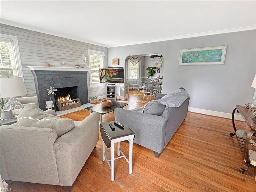 Hampton, Virginia 23669, United States, 4 Bedrooms Bedrooms, ,2 BathroomsBathrooms,Residential,Active,226498