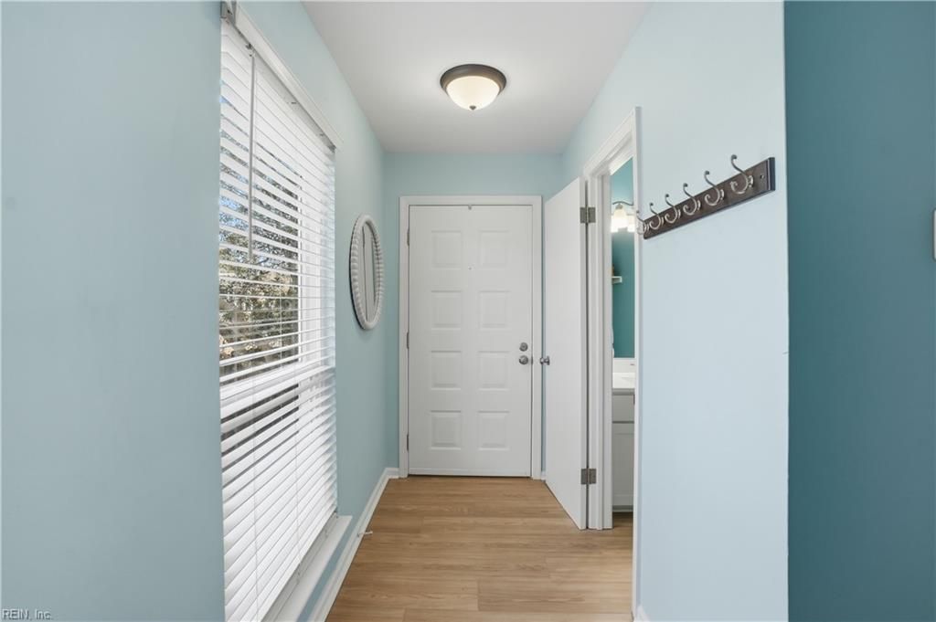 Photo of 309 Windship Cove, Virginia Beach, VA 23454 (MLS # 10619279)