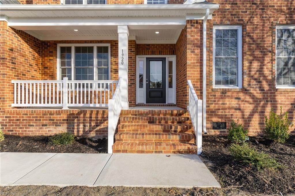 Photo of 1920 Lancing Crest Lane, Chesapeake, VA 23323 (MLS # 10619036)
