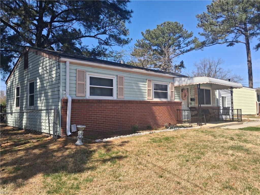 Photo of 827 Trice Terrace, Norfolk, VA 23502 (MLS # 10628477)