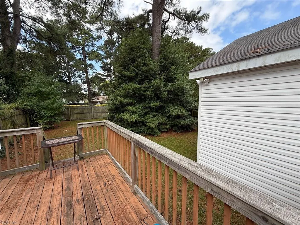 Portsmouth, Virginia 23701, United States, 3 Bedrooms Bedrooms, ,2 BathroomsBathrooms,Residential,Active,218811