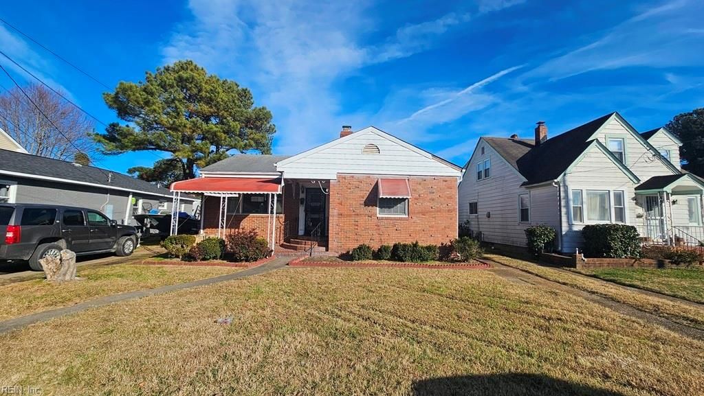 Photo of 2711 Evergreen Place, Portsmouth, VA 23704 (MLS # 10613527)