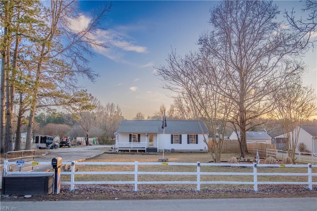 Photo of 175 Racefield Drive, Toano, VA 23168 (MLS # 10622611)