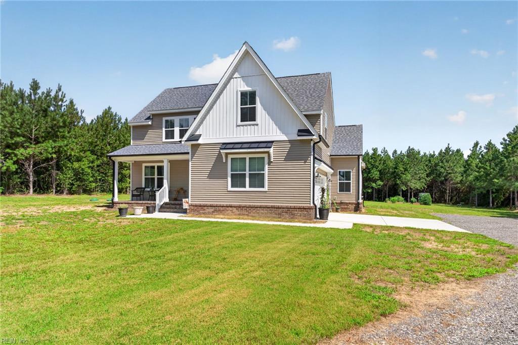 Photo of 2508 Pittmantown Road, Suffolk, VA 23438 (MLS # 10648305)