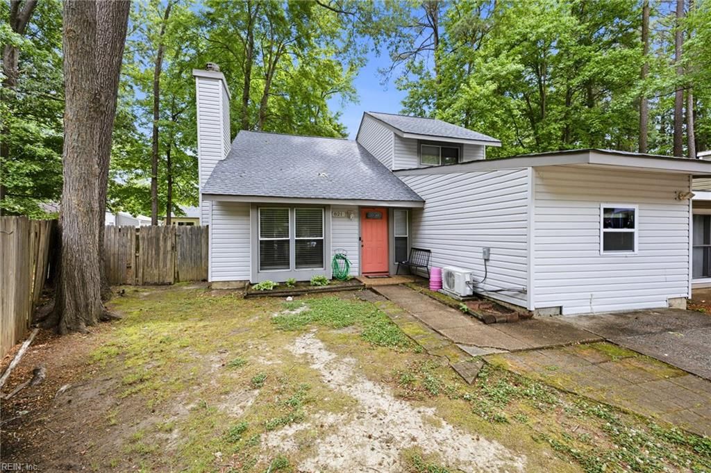 Photo of 821 Pine Tree Court, Newport News, VA 23608 (MLS # 10636044)