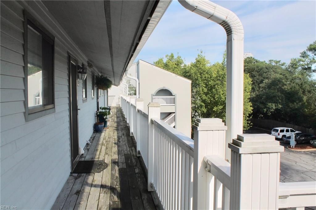 Photo of 3200 Lynnhaven Drive #309, Virginia Beach, VA 23451 (MLS # 10605934)