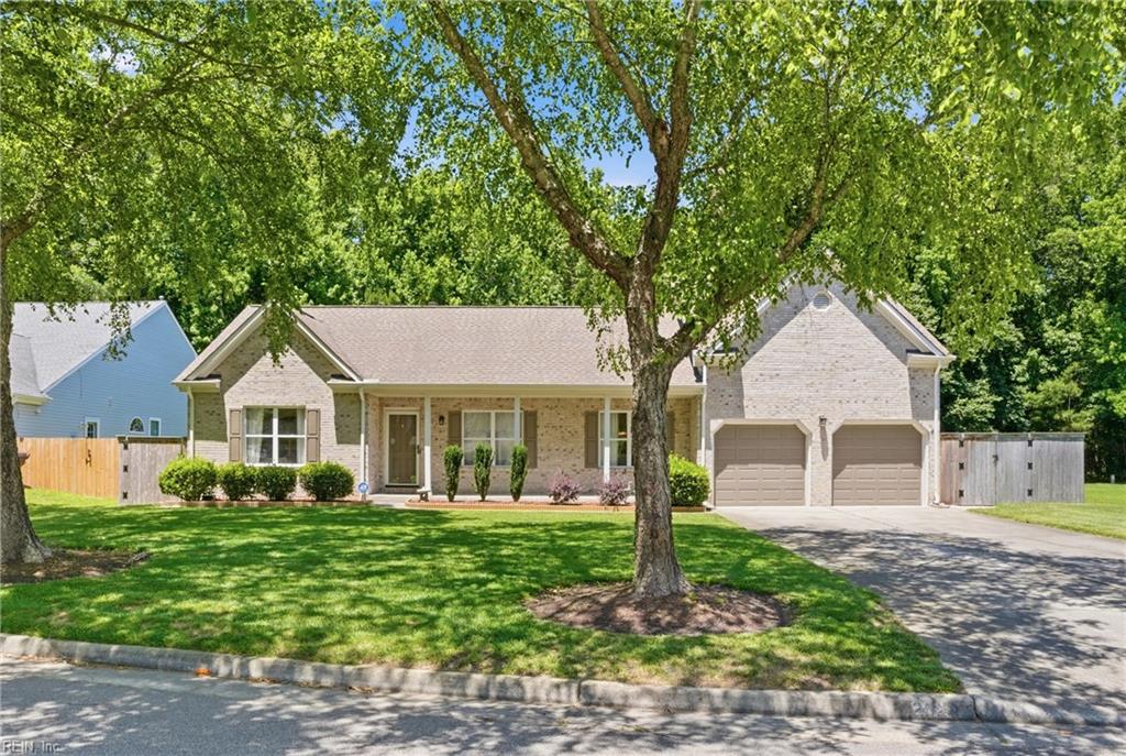 Photo of 2928 Mimosa Court, Virginia Beach, VA 23453 (MLS # 10638028)