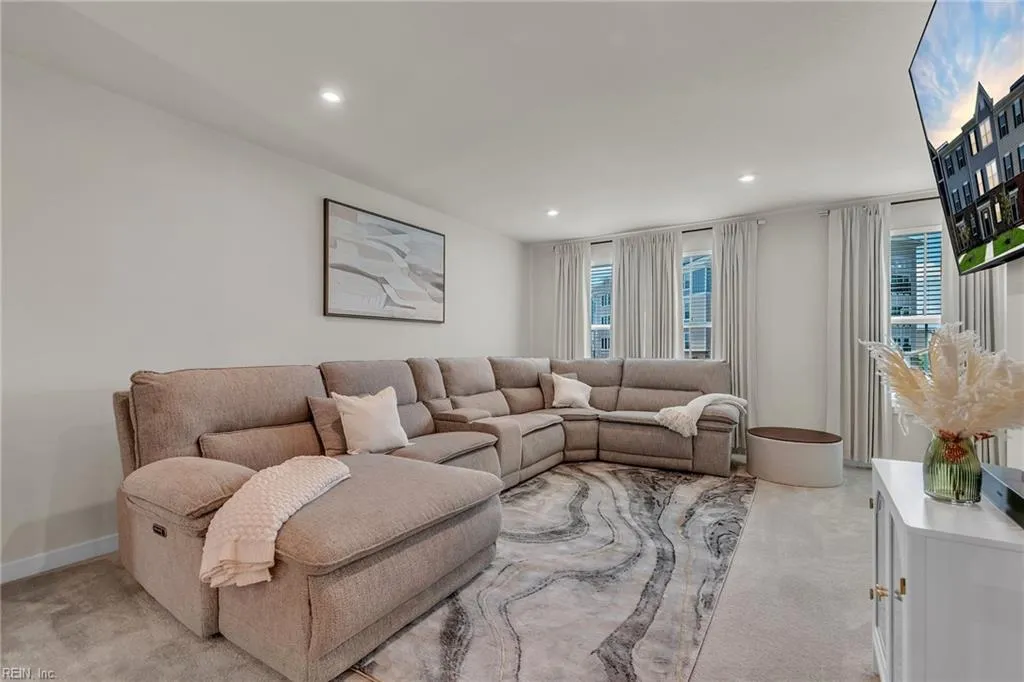 Suffolk, Virginia 23435, United States, 4 Bedrooms Bedrooms, ,4 BathroomsBathrooms,Residential,Active,149757