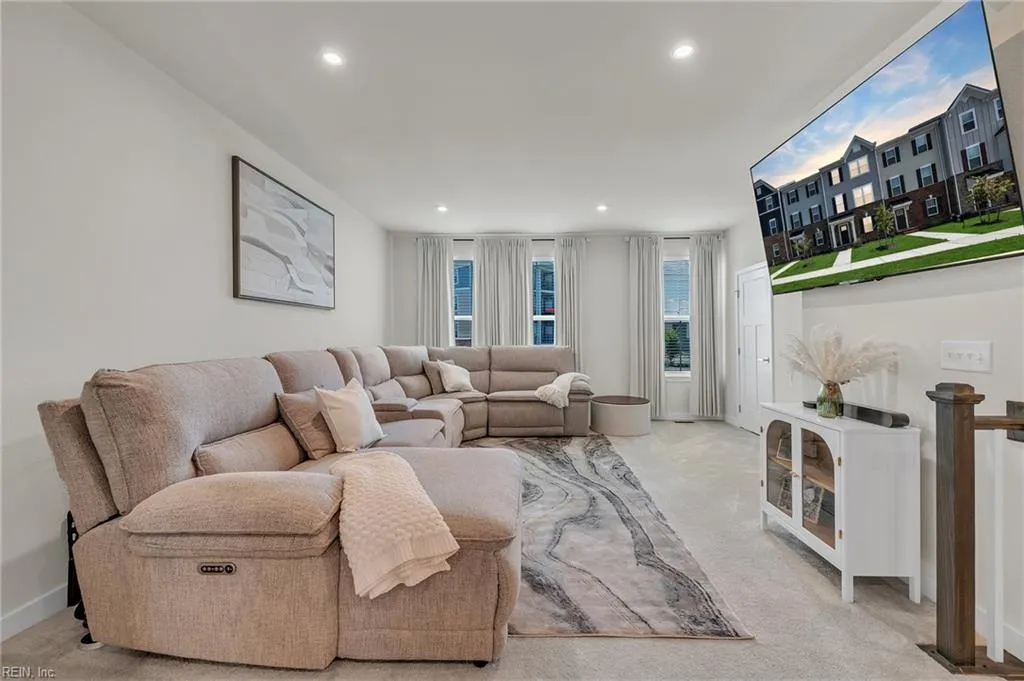 Suffolk, Virginia 23435, United States, 4 Bedrooms Bedrooms, ,4 BathroomsBathrooms,Residential,Active,149757