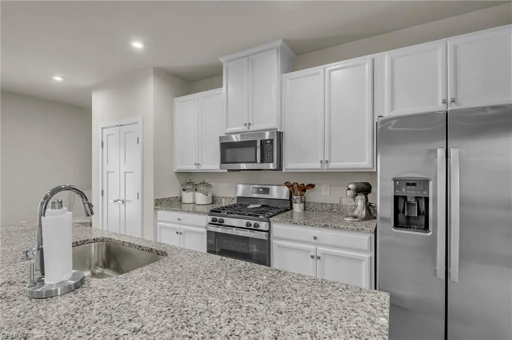 Suffolk, Virginia 23435, United States, 4 Bedrooms Bedrooms, ,4 BathroomsBathrooms,Residential,Active,149757