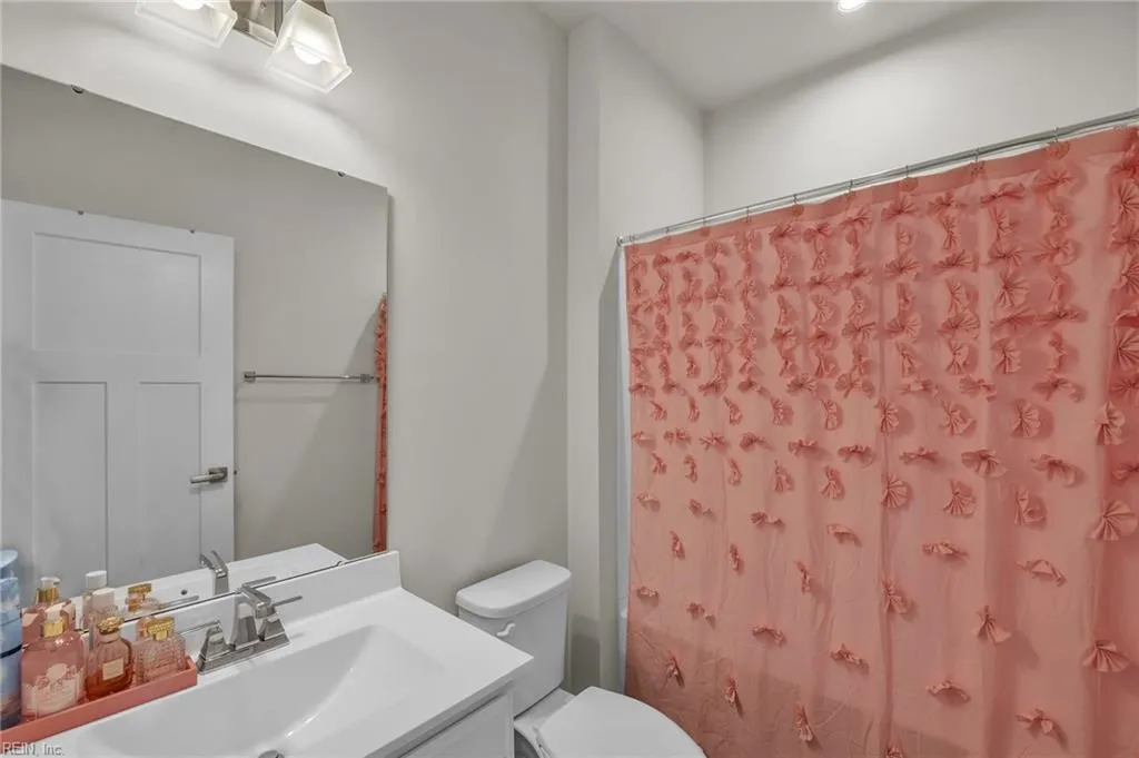 Suffolk, Virginia 23435, United States, 4 Bedrooms Bedrooms, ,4 BathroomsBathrooms,Residential,Active,149757