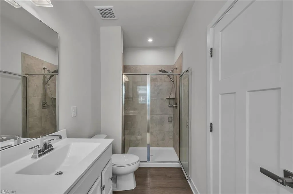 Suffolk, Virginia 23435, United States, 4 Bedrooms Bedrooms, ,4 BathroomsBathrooms,Residential,Active,149757