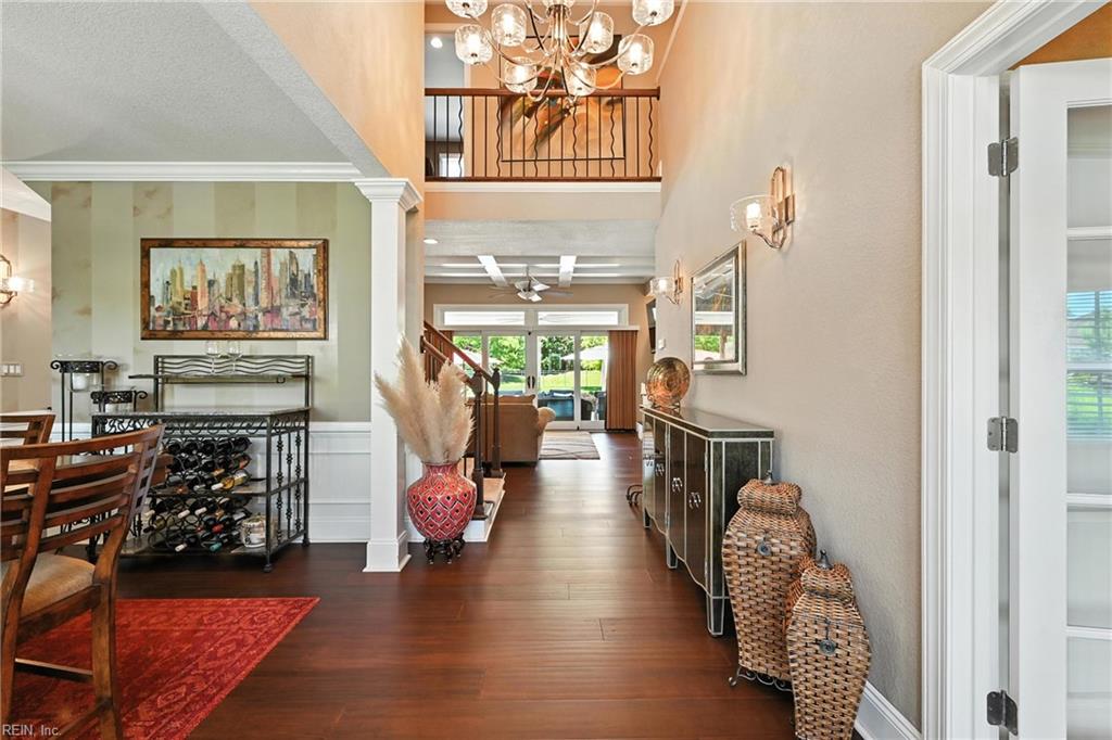 2908 Camarillo LN