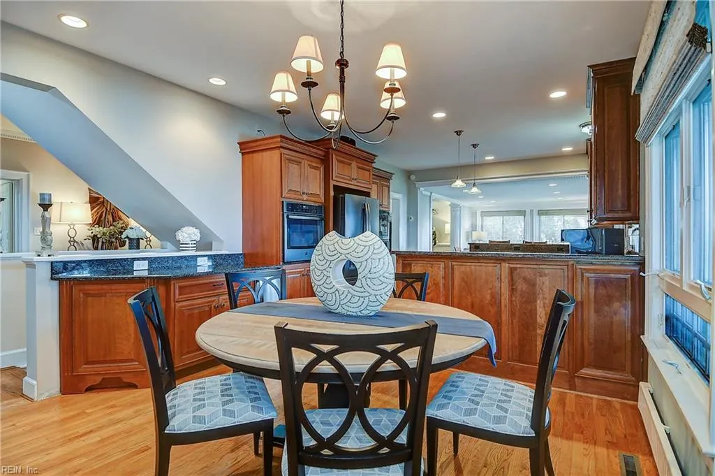 Newport News, Virginia 23601, United States, 5 Bedrooms Bedrooms, ,5 BathroomsBathrooms,Residential,Active,185771