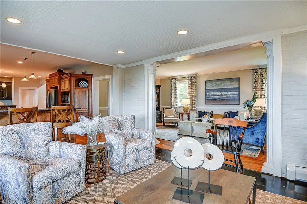 Newport News, Virginia 23601, United States, 5 Bedrooms Bedrooms, ,5 BathroomsBathrooms,Residential,Active,185771