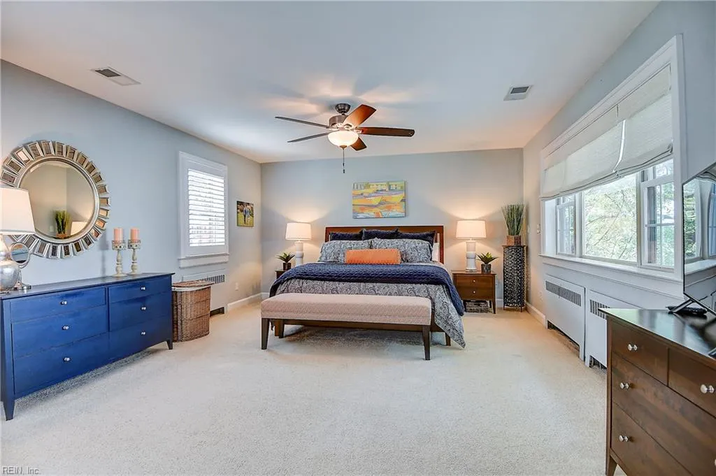 Newport News, Virginia 23601, United States, 5 Bedrooms Bedrooms, ,5 BathroomsBathrooms,Residential,Active,185771