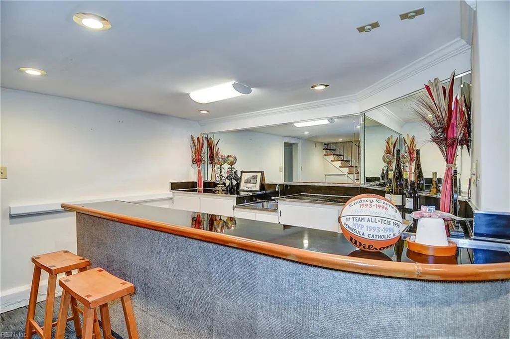 Newport News, Virginia 23601, United States, 5 Bedrooms Bedrooms, ,5 BathroomsBathrooms,Residential,Active,185771