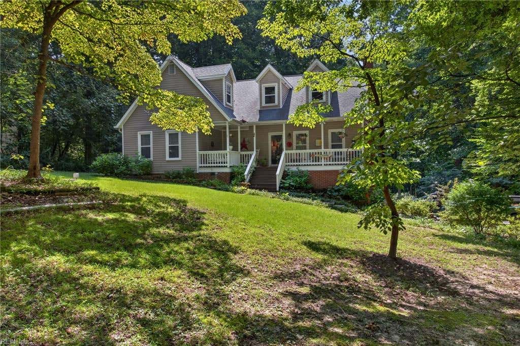Photo of 7011 Tracey Court, Gloucester, VA 23061 (MLS # 10647134)
