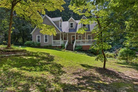 Photo of 7011 Tracey Court, Gloucester, VA 23061 (MLS # 10647134)