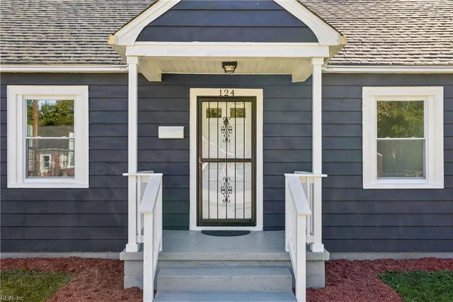 124 Chichester Avenue, photo 2 of 49