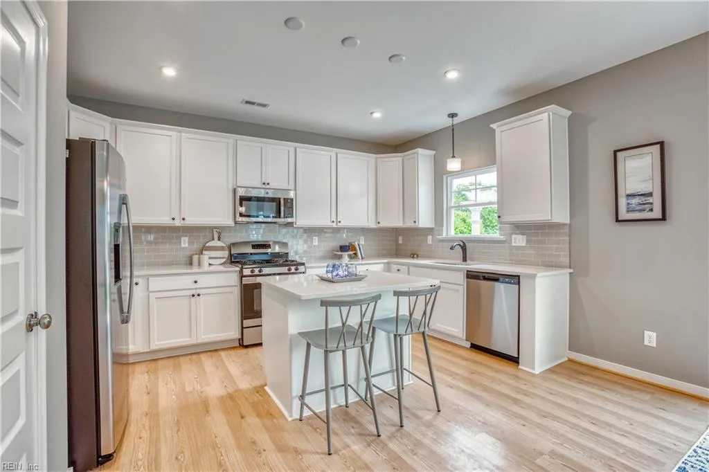 Suffolk, Virginia 23434, United States, 4 Bedrooms Bedrooms, ,3 BathroomsBathrooms,Residential,Active,171224