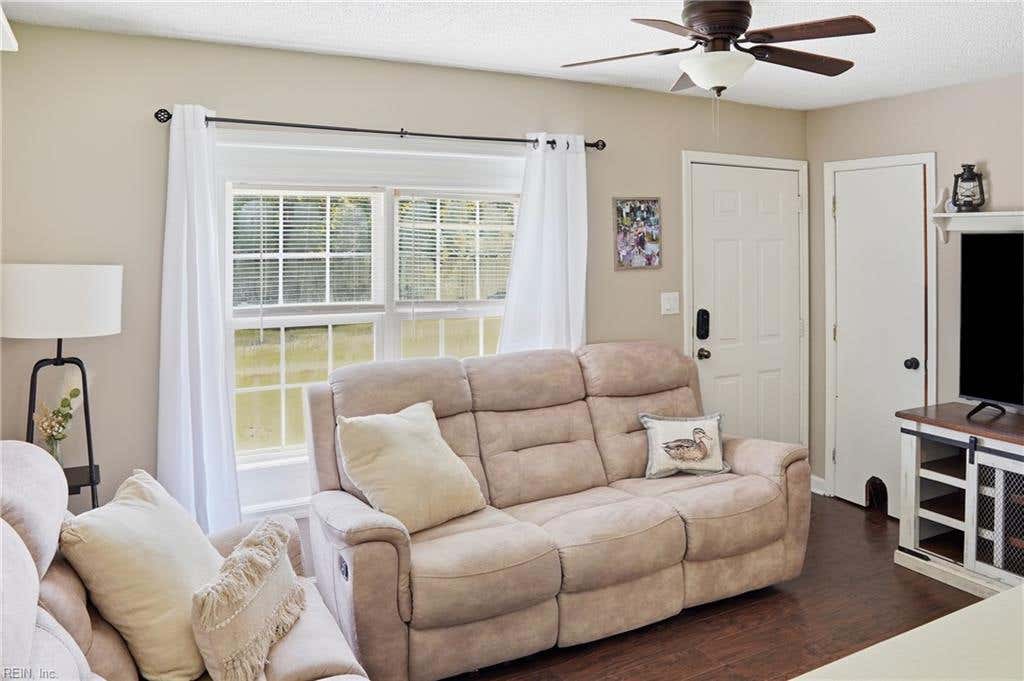 Photo of 252 Vaughan Town Road, Murfreesboro, NC 27855 (MLS # 10648219)