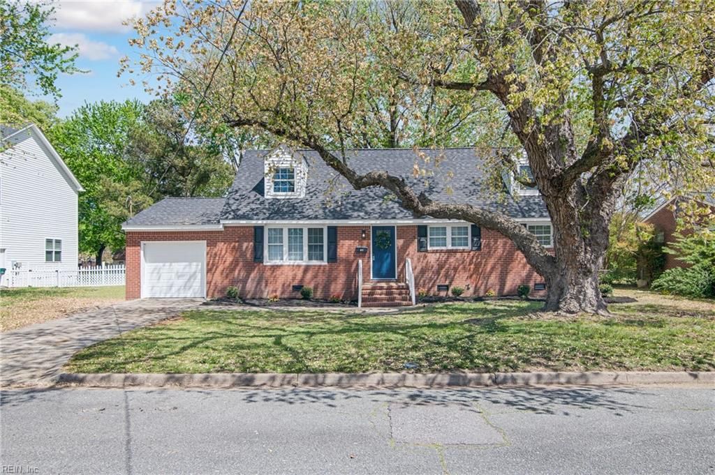 Photo of 81 Haviland Drive, Newport News, VA 23601 (MLS # 10629148)