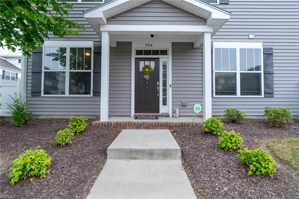 Photo of 304 Fishers Court, Hampton, VA 23666 (MLS # 10633598)