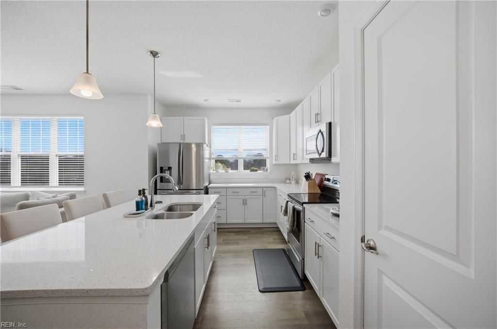 Photo of 1505 Waitsel Drive #308, Chesapeake, VA 23320 (MLS # 10624431)