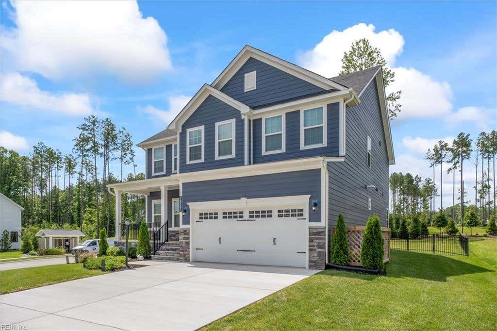 Photo of 18301 Cherry Oak Trail, Moseley, VA 23120 (MLS # 10650473)