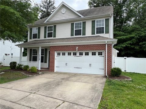 Single Family Residence in Chesapeake VA 4308 Schooner Trail.jpg