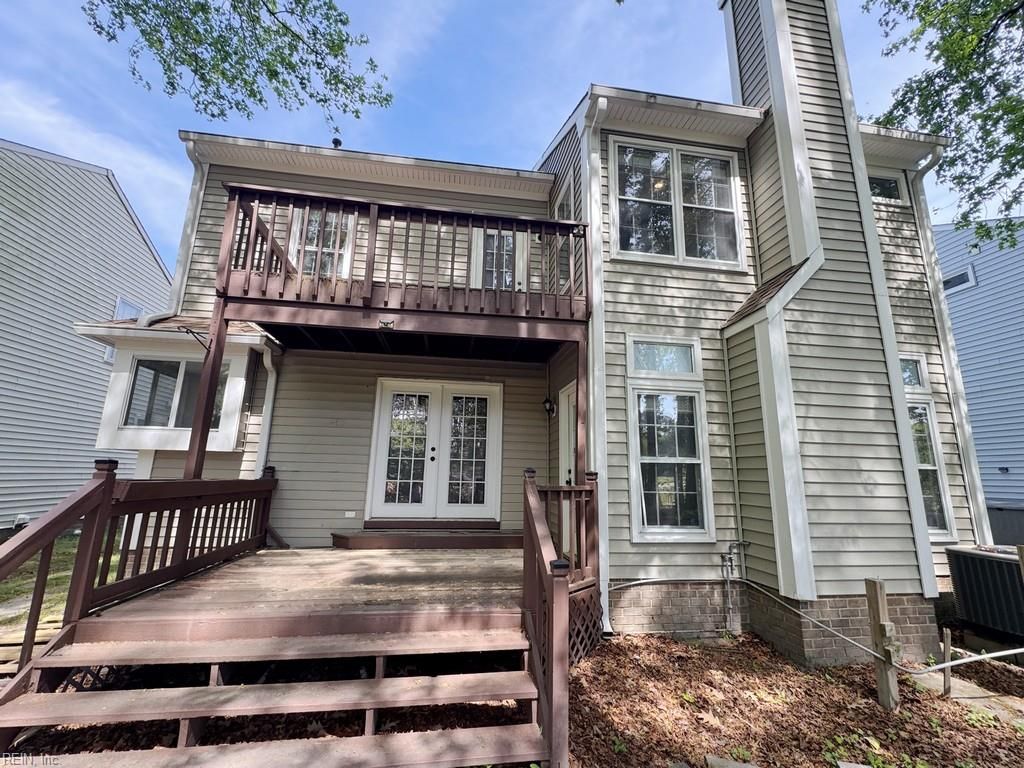 Photo of 929 Thatcher Way, Chesapeake, VA 23320 (MLS # 10631726)