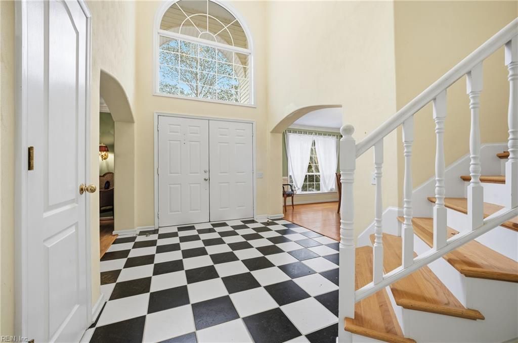 Photo of 2736 Springhaven Drive, Virginia Beach, VA 23456 (MLS # 10619150)