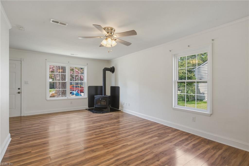 Photo of 1412 Nightingale Way, Virginia Beach, VA 23454 (MLS # 10650975)