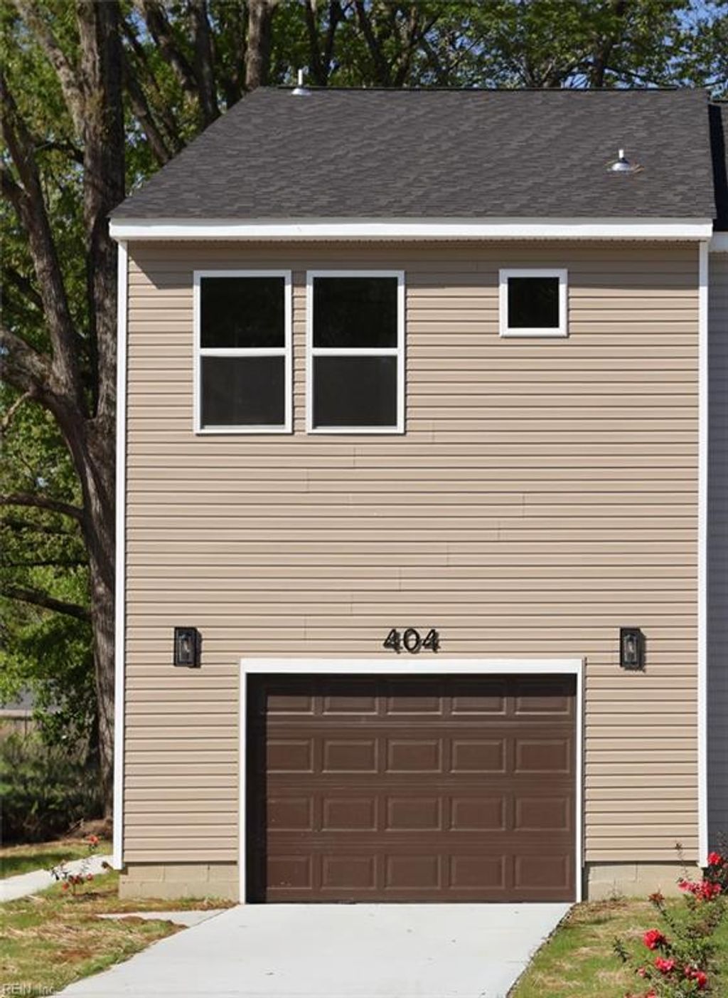 Photo of 404 Hogart Street, Franklin, VA 23851 (MLS # 10633875)