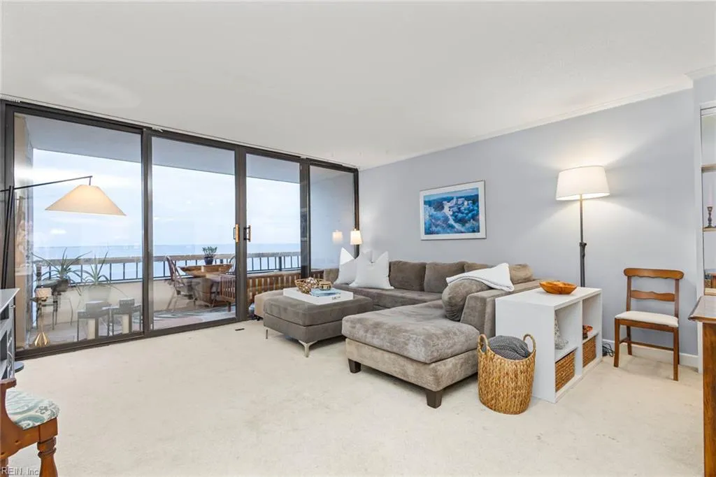 Virginia Beach, Virginia 23451, United States, 2 Bedrooms Bedrooms, ,2 BathroomsBathrooms,Residential,Active,187291