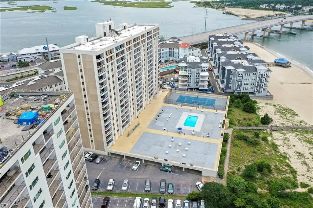 Virginia Beach, Virginia 23451, United States, 2 Bedrooms Bedrooms, ,2 BathroomsBathrooms,Residential,Active,187291