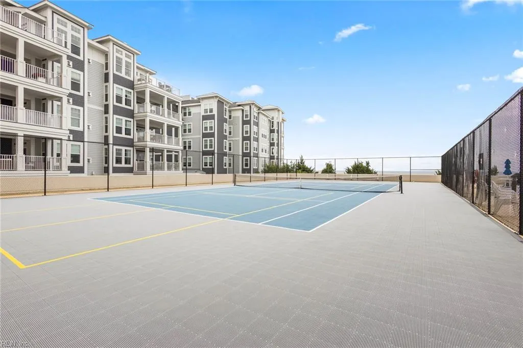 Virginia Beach, Virginia 23451, United States, 2 Bedrooms Bedrooms, ,2 BathroomsBathrooms,Residential,Active,187291