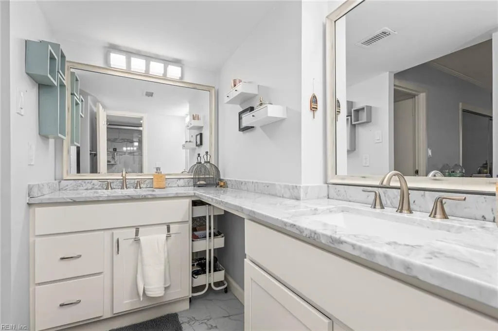 Virginia Beach, Virginia 23451, United States, 2 Bedrooms Bedrooms, ,2 BathroomsBathrooms,Residential,Active,187291